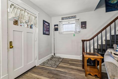 220 E Edgewood Avenue New Castle PA 16105