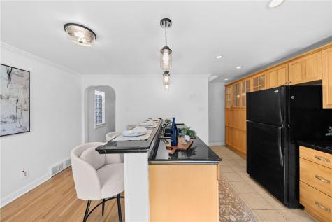 4357 Winterburn Greenfield PA 15207