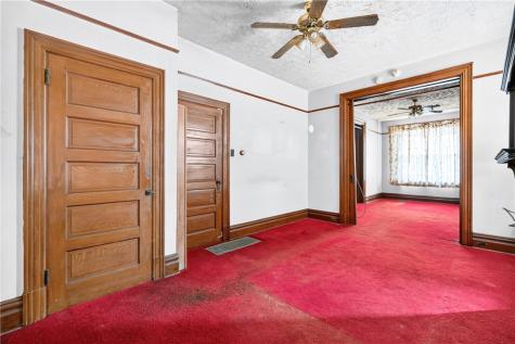 4053 Cabinet Street Bloomfield PA 15224