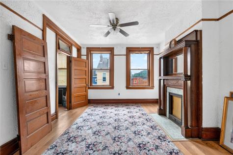4053 Cabinet Street Bloomfield PA 15224