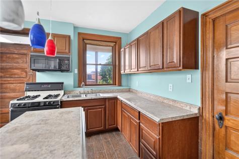 4053 Cabinet Street Bloomfield PA 15224