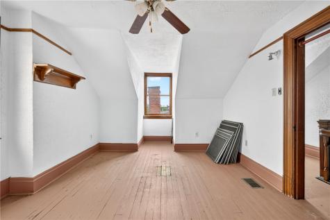 4053 Cabinet Street Bloomfield PA 15224