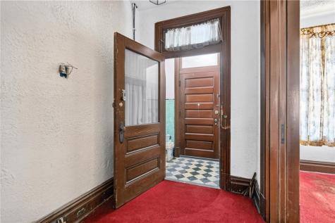 4053 Cabinet Street Bloomfield PA 15224