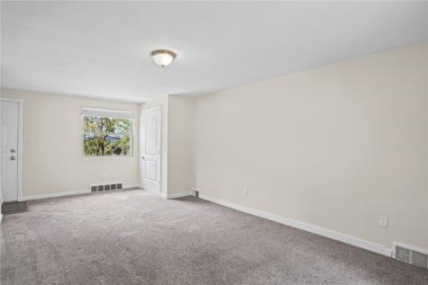 8018 Lincoln Road Penn Hills PA 15147