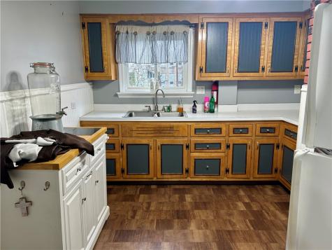 331 4th Street Freeport Boro PA 16229