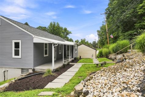646 Camp Meeting Road Leet Township PA 15143