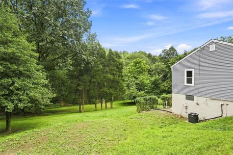 646 Camp Meeting Road Leet Township PA 15143