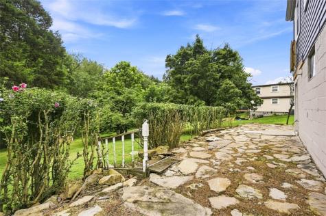 646 Camp Meeting Road Leet Township PA 15143