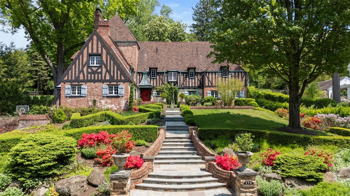 430 Woodland Road Edgeworth PA 15143