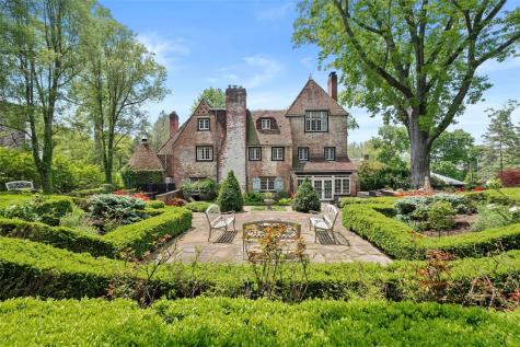 430 Woodland Road Edgeworth PA 15143
