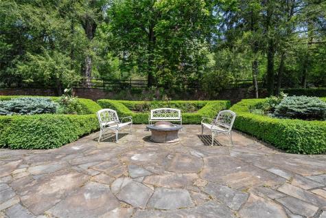 430 Woodland Road Edgeworth PA 15143