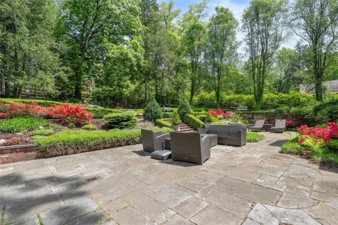 430 Woodland Road Edgeworth PA 15143