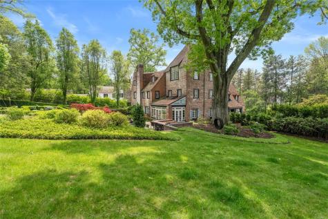 430 Woodland Road Edgeworth PA 15143