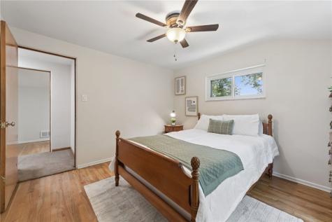 341 E Agnew Avenue Carrick PA 15210