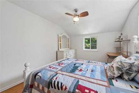 341 E Agnew Avenue Carrick PA 15210