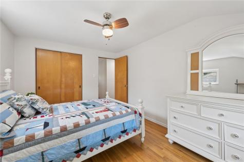 341 E Agnew Avenue Carrick PA 15210
