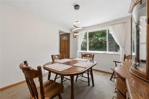341 E Agnew Avenue Carrick PA 15210