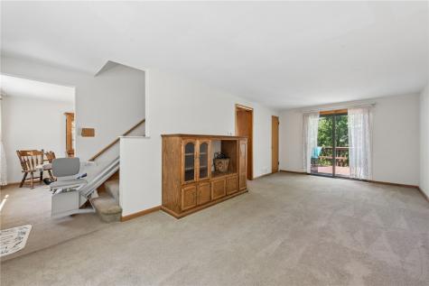 341 E Agnew Avenue Carrick PA 15210