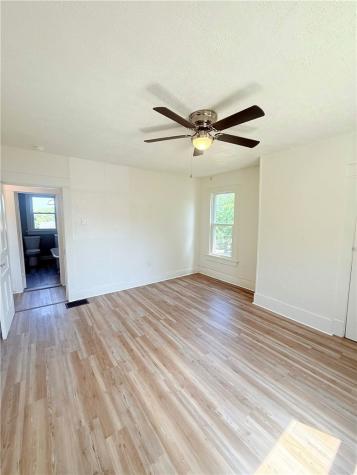 2013 S Jefferson Street Shenango Township PA 16102