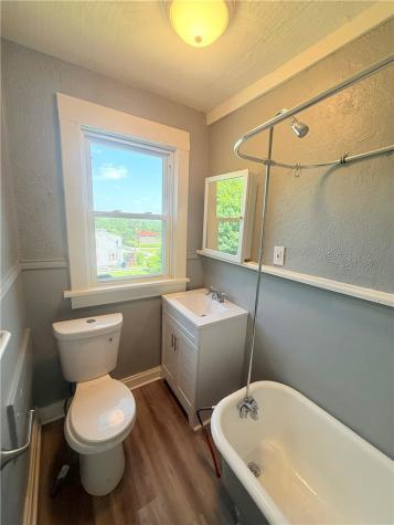2013 S Jefferson Street Shenango Township PA 16102