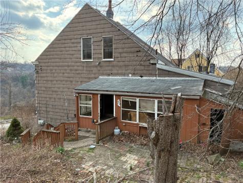 2794 Mount Troy Road Reserve PA 15212