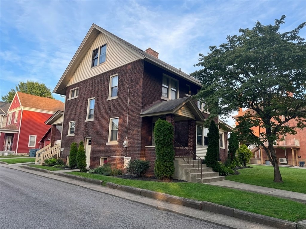 411 10th Avenue New Brighton PA 15066