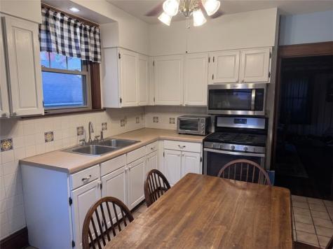 411 10th Avenue New Brighton PA 15066