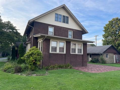 411 10th Avenue New Brighton PA 15066