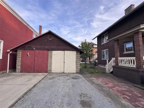 411 10th Avenue New Brighton PA 15066