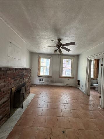 863 Vista Street East Allegheny PA 15212