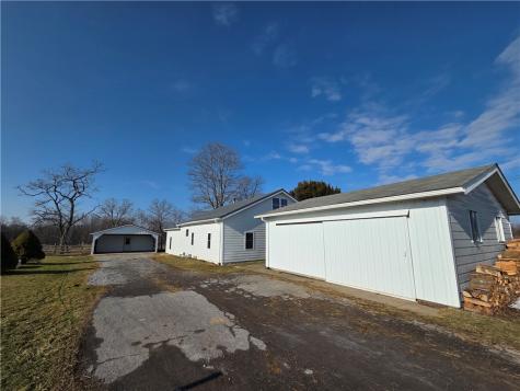 1055 Mercer New Wilmington Road E Lackawannock Township PA 16142