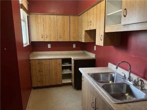 203 Wood Street Belle Vernon PA 15012