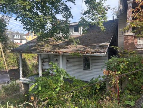 203 Wood Street Belle Vernon PA 15012