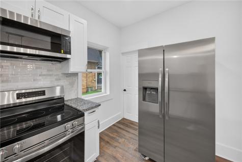 1427 Duss Avenue Ambridge PA 15003