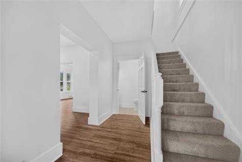1427 Duss Avenue Ambridge PA 15003