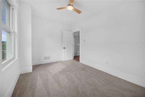 1427 Duss Avenue Ambridge PA 15003