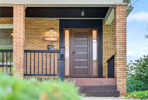 1427 Duss Avenue Ambridge PA 15003