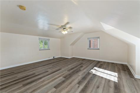 859 Corbett Drive Castle Shannon PA 15234