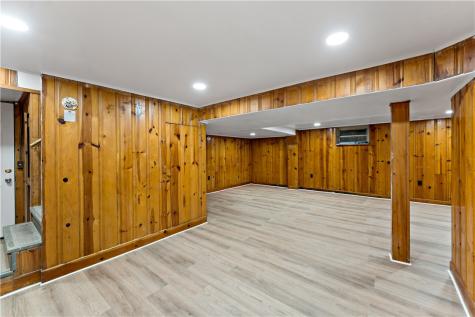 859 Corbett Drive Castle Shannon PA 15234