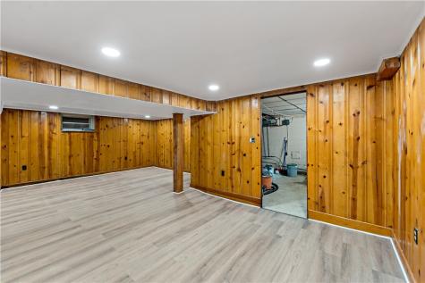 859 Corbett Drive Castle Shannon PA 15234