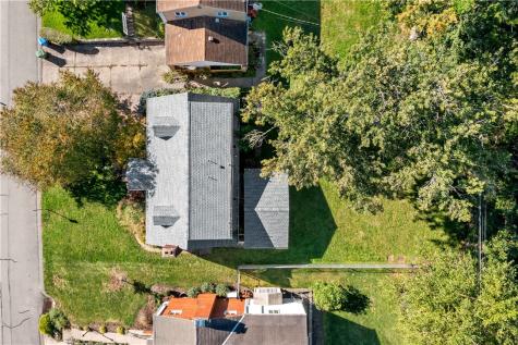 859 Corbett Drive Castle Shannon PA 15234