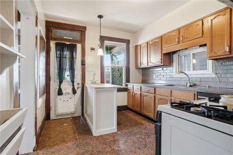 88 Vine Street Ambridge PA 15003