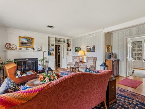 422 Summit Avenue Ligonier Boro PA 15658