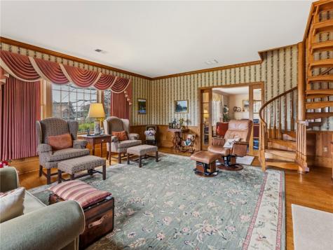 422 Summit Avenue Ligonier Boro PA 15658