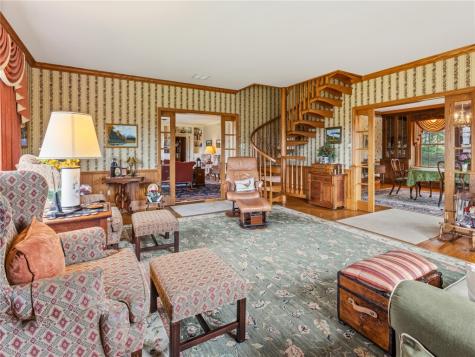422 Summit Avenue Ligonier Boro PA 15658