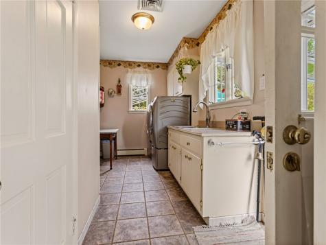 422 Summit Avenue Ligonier Boro PA 15658
