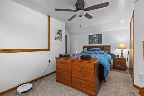 152 N Haft Street Houston PA 15342