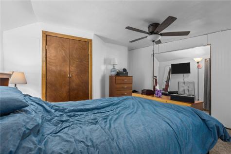 152 N Haft Street Houston PA 15342