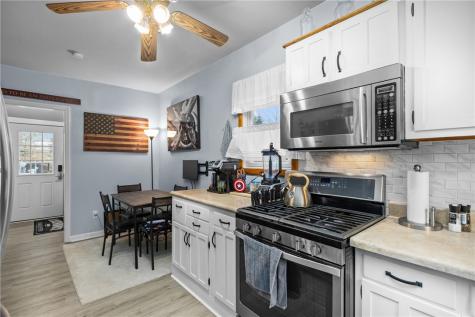 152 N Haft Street Houston PA 15342