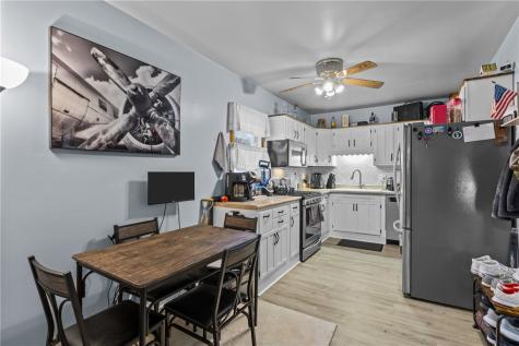 152 N Haft Street Houston PA 15342